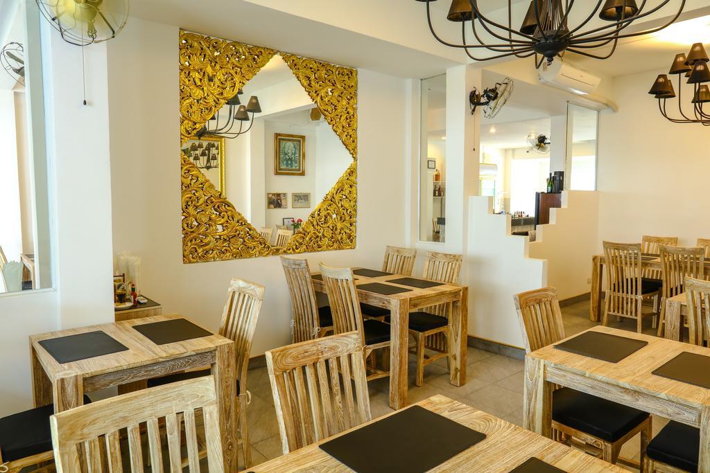 Cafe De Paris Otel Patong Dış mekan fotoğraf