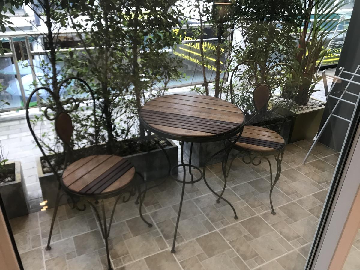 Cafe De Paris Otel Patong Dış mekan fotoğraf